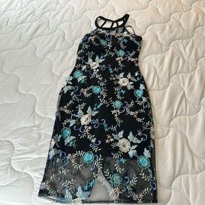 Guess Floral Embroidered Dress - never worn- tags on